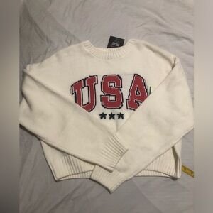 Cream‎ off white U.S.A crochet knit style crewneck sweater size medium new
